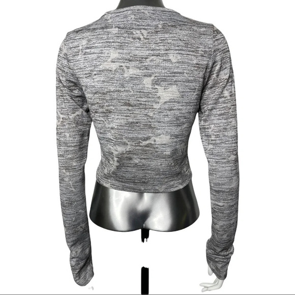 🛍️3/$40 Aritzia Wilfred Free Georgia Crop Top Long Sleeve Size Medium - Picture 6 of 7